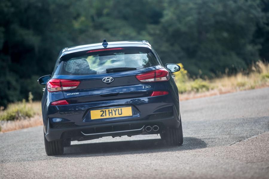  Hyundai i30 N Line (PD) 2018 года  (UK) (фото 10 из 40)